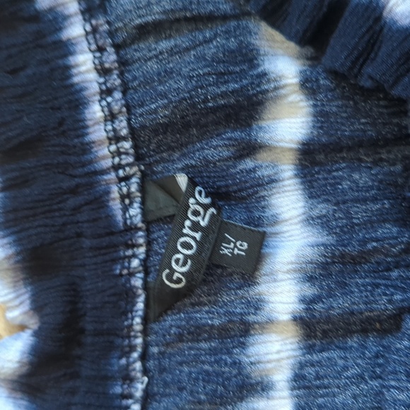 Elastic Neck Tie Dye Top - Picture 3 of 6